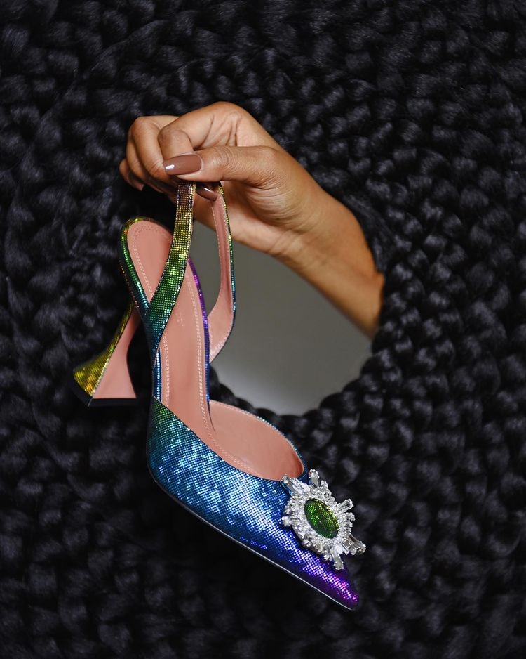 Amina Muaddi – đế chế giày cao gót “thống trị” làng thời trang thế giới năm 2021